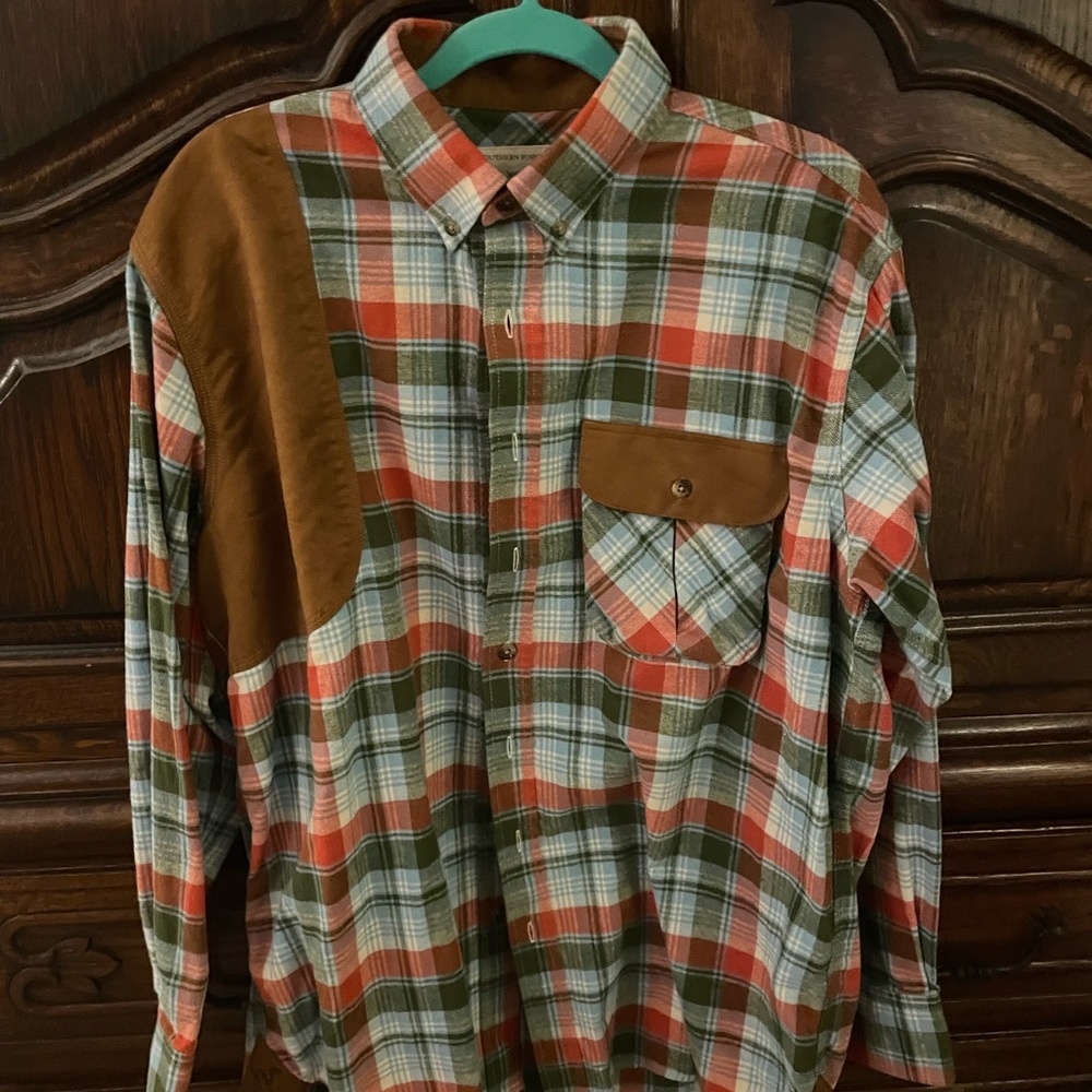 Plaid Long-Sleeve Button-Down Shirt with Contrast Pocket - Olive & Rust